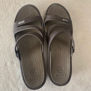 Crocs swift water wedge Slide on Sandals, 9